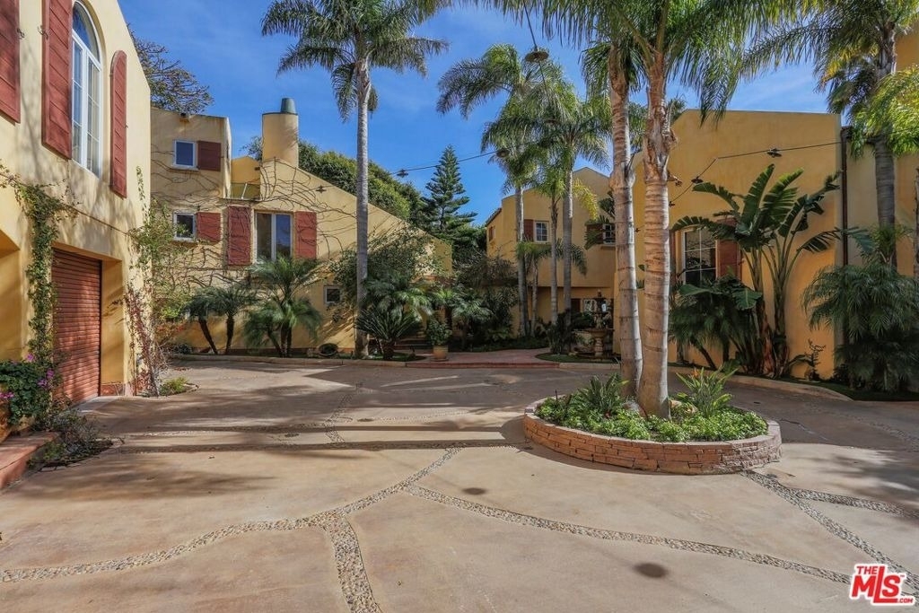 7107 Birdview Avenue - Photo 46