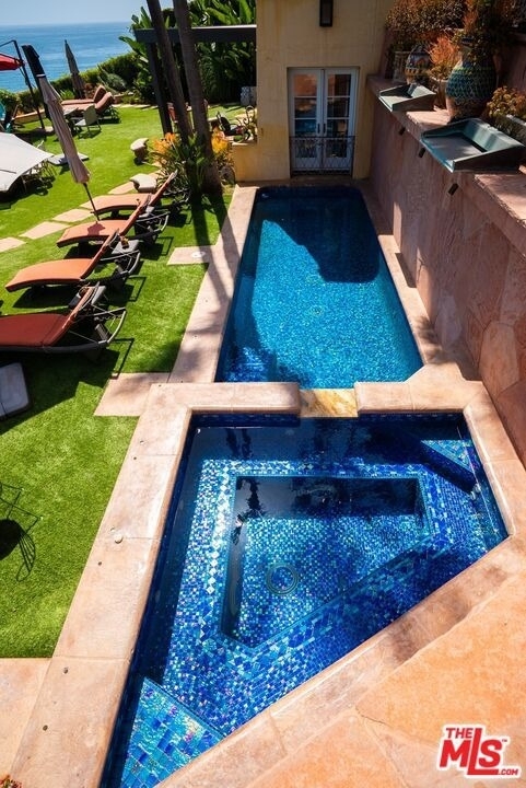 7107 Birdview Avenue - Photo 36