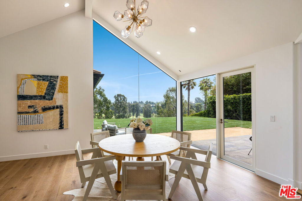 992 Napoli Drive - Photo 9