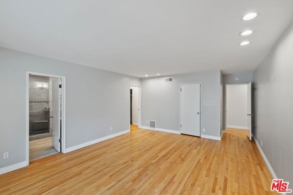 17537 Margate Street - Photo 7