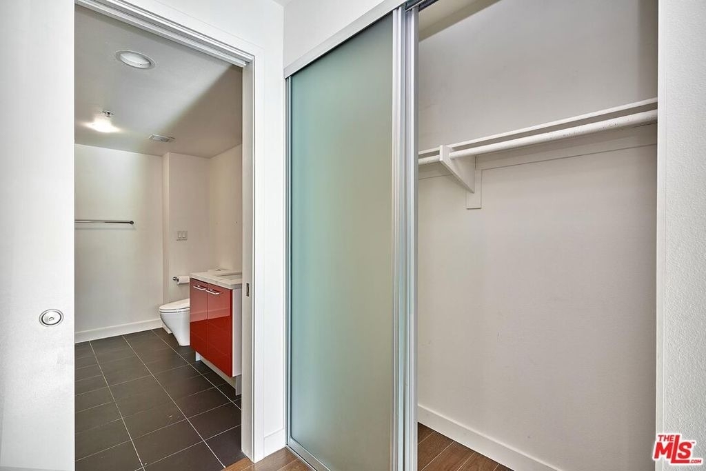 901 S Flower Street - Photo 28