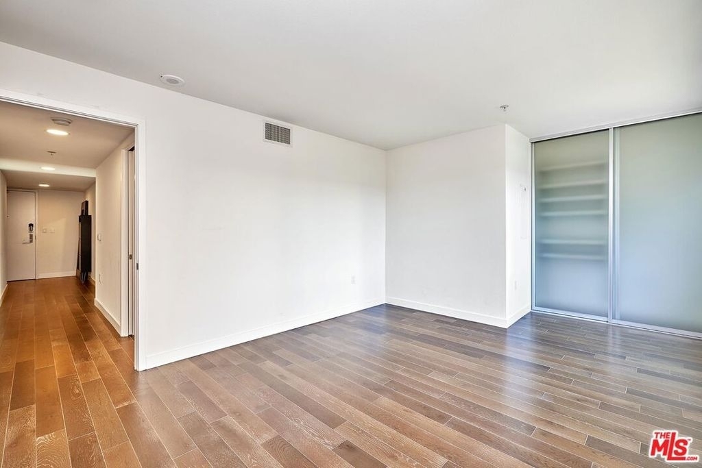 901 S Flower Street - Photo 15