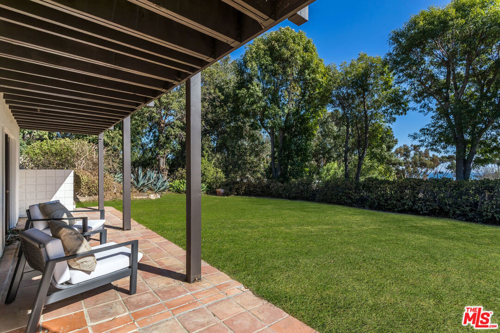 27349 1/2 Pacific Coast Highway - Photo 37