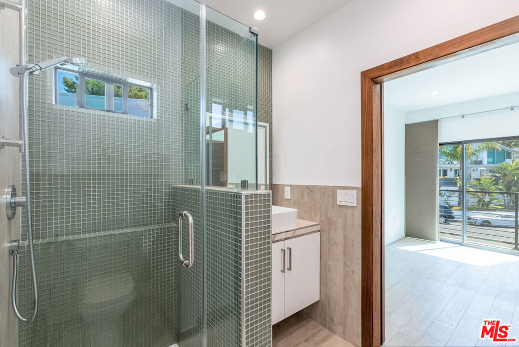 8012 Zeus Dr - Photo 25