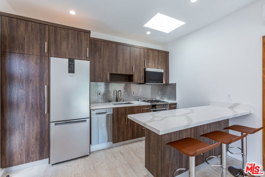 8012 Zeus Dr - Photo 12