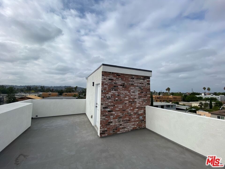 2206 Hauser Boulevard - Photo 42