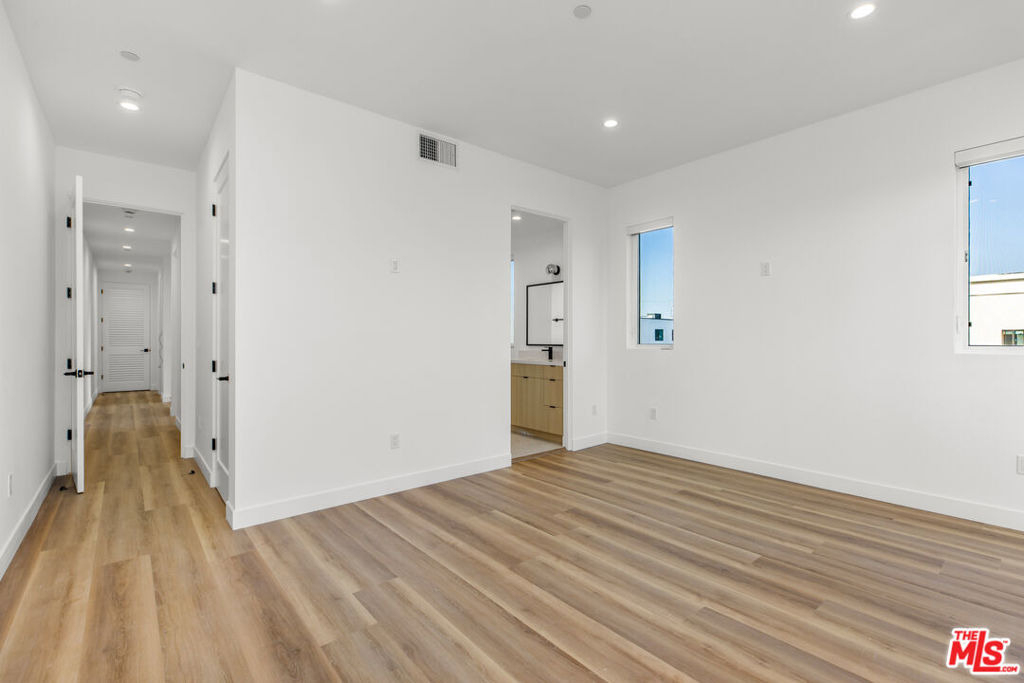 5223 W 20th Street - Photo 7