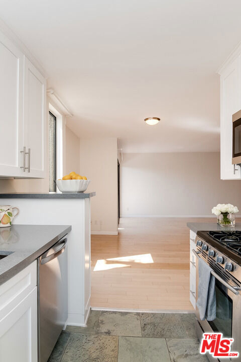16169 W Sunset Boulevard - Photo 8