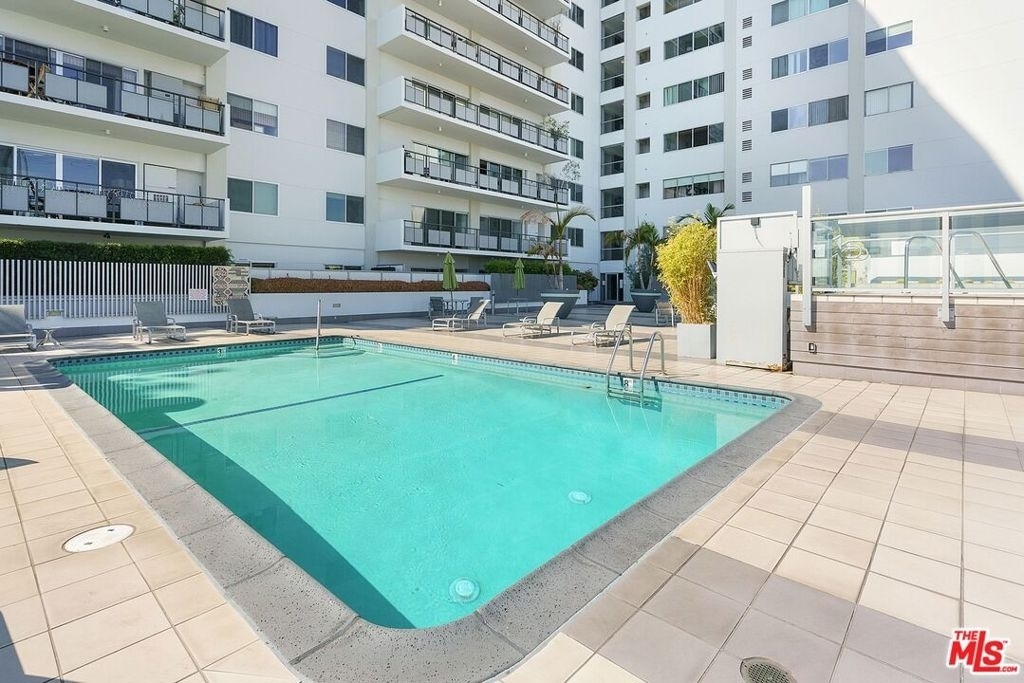 1155 N La Cienega Boulevard - Photo 14