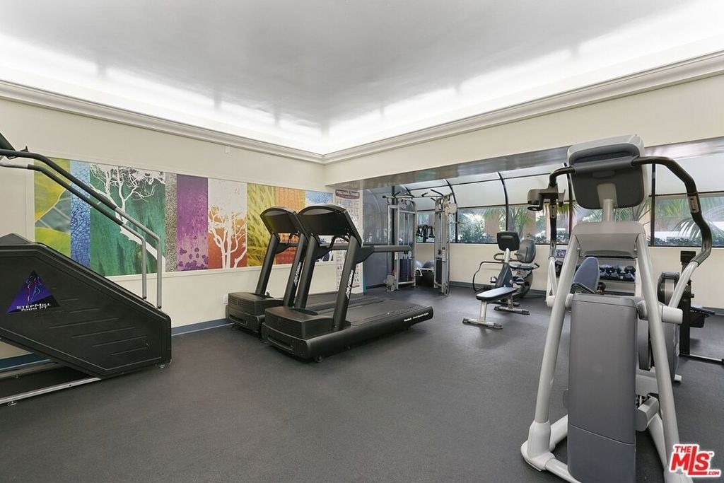 1155 N La Cienega Boulevard - Photo 19