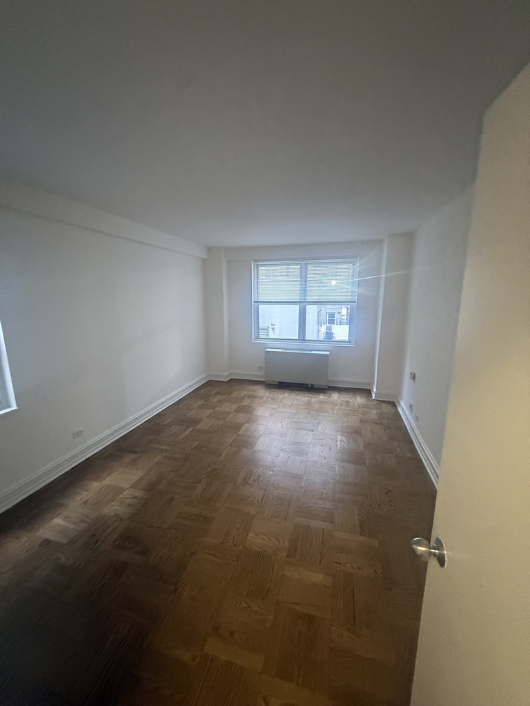 888 8th Avenue - Photo 6