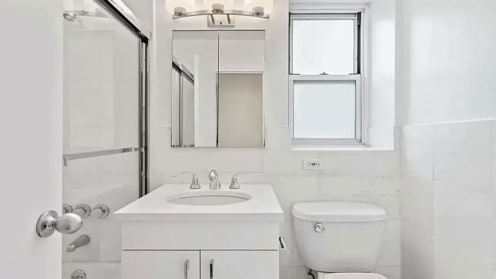 888 8th Avenue - Photo 5
