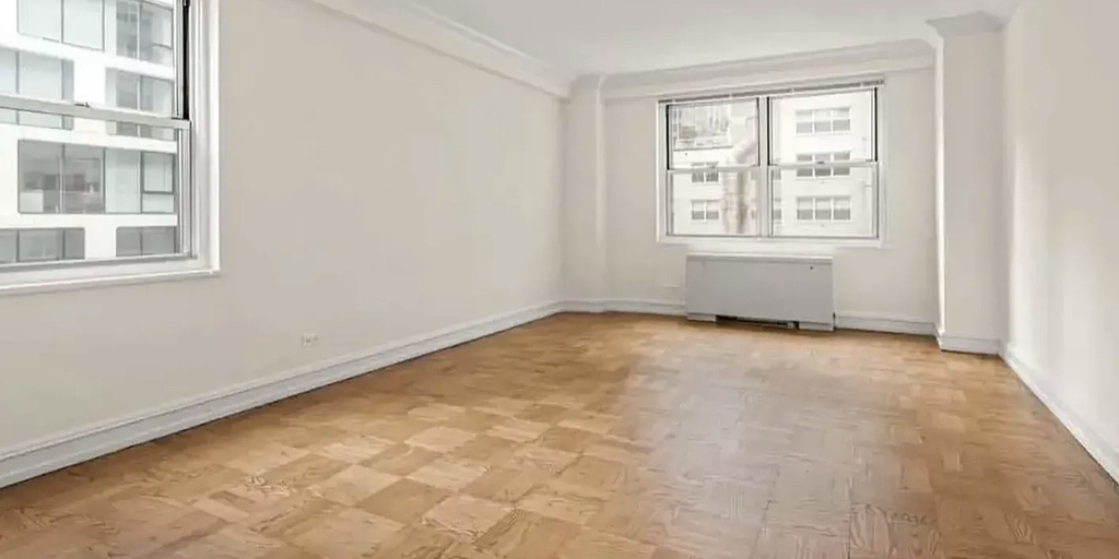 888 8th Avenue - Photo 2