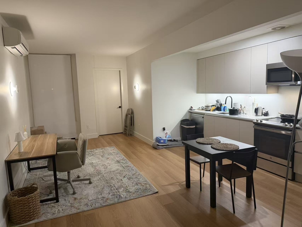 130 Hope Street - Photo 2