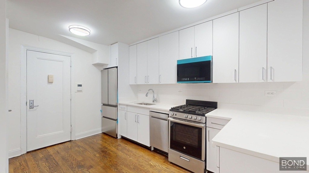 147 East 72nd Street  - Photo 0