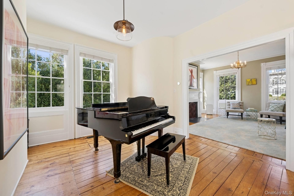 189 Main Street - Photo 4