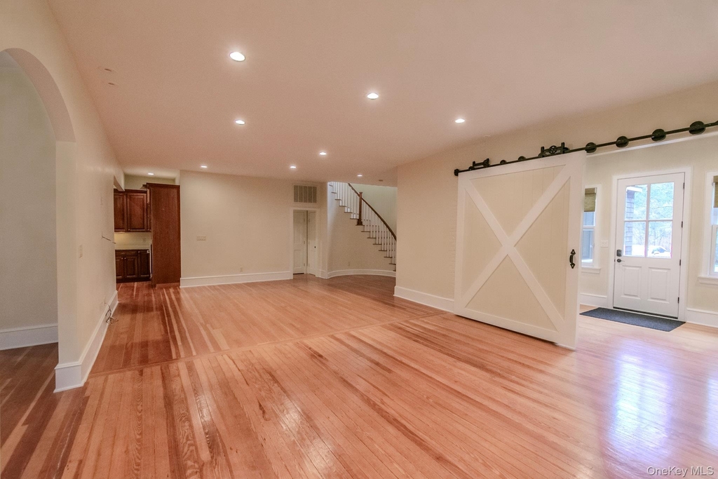 54 E Lake Stable Road - Photo 11