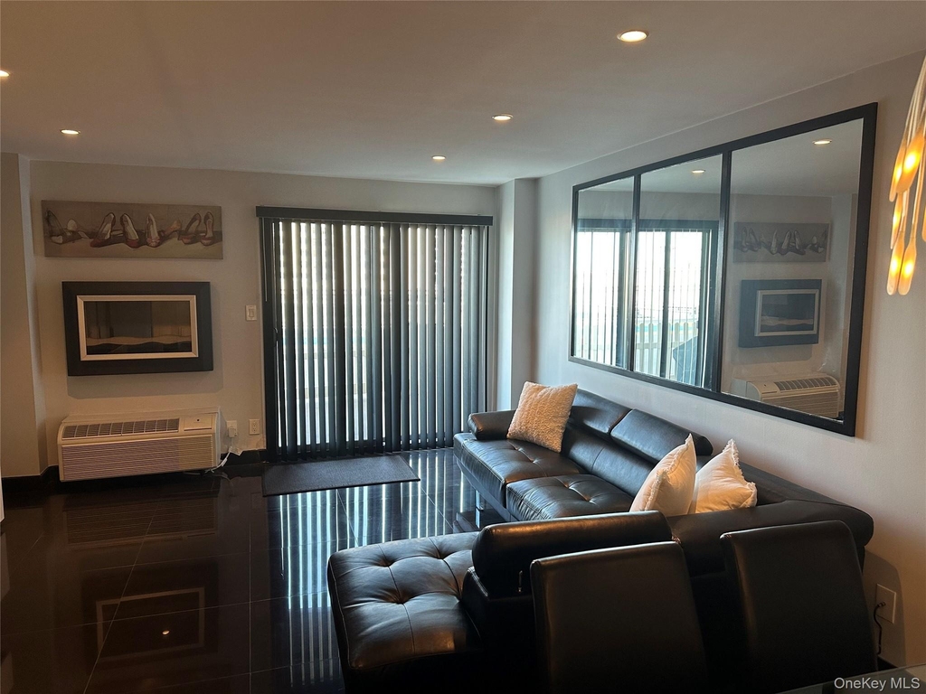 360 Shore Road - Photo 5