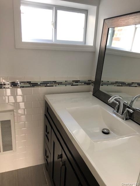 40 Oswego - Photo 7