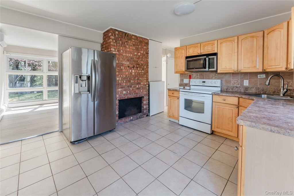 71 Chimney Lane - Photo 2