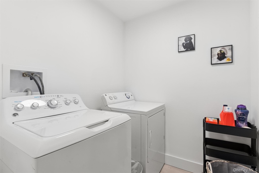 502 Springs Fireplace Road - Photo 24