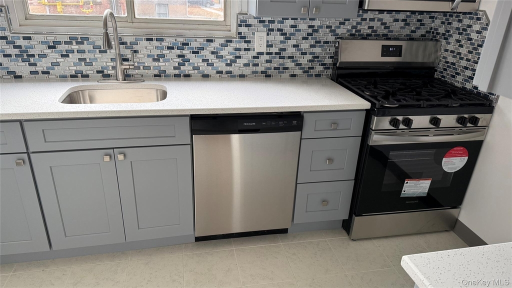 1003 Rottkamp Street - Photo 1