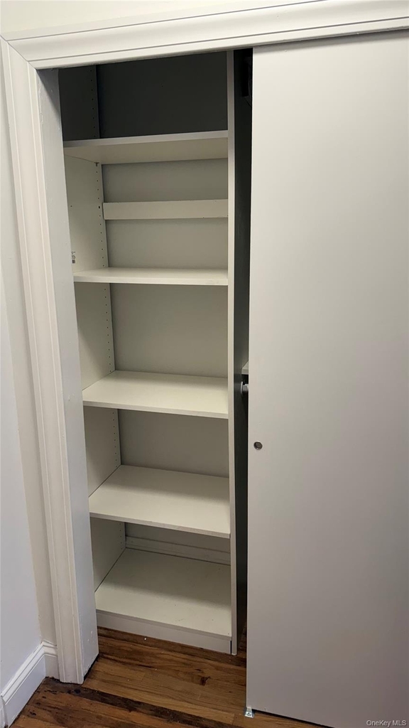1003 Rottkamp Street - Photo 8