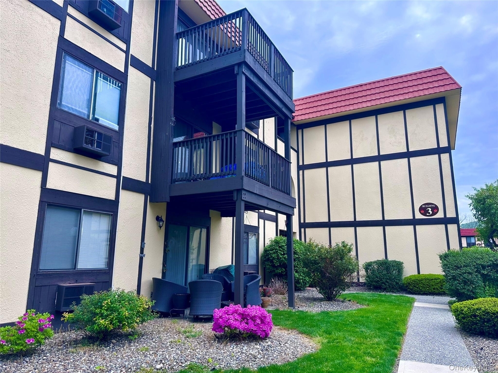 3 Loudon Drive - Photo 0