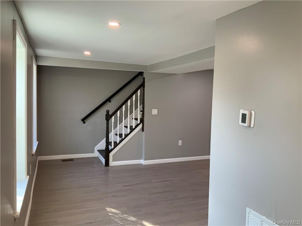 754 Broadway - Photo 7