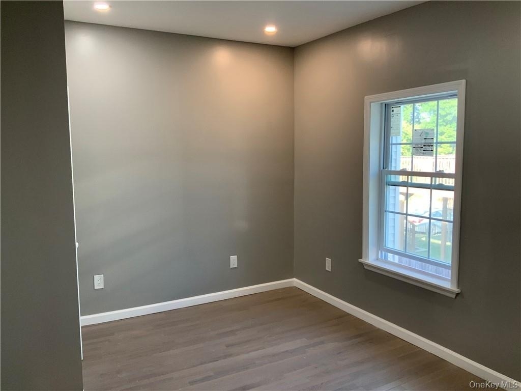 754 Broadway - Photo 10