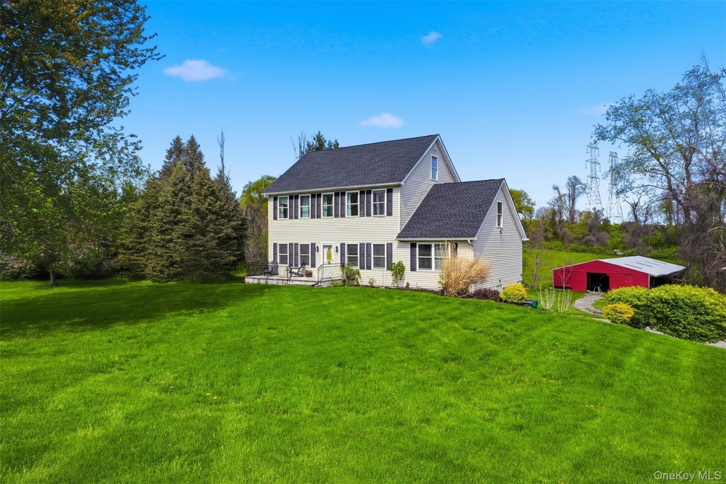 34 Rombout Road - Photo 2
