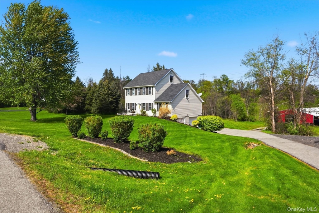 34 Rombout Road - Photo 1