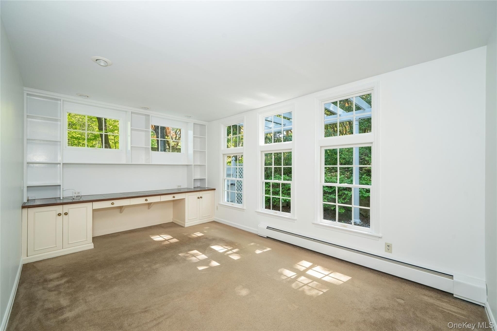 105 Douglas Road - Photo 11