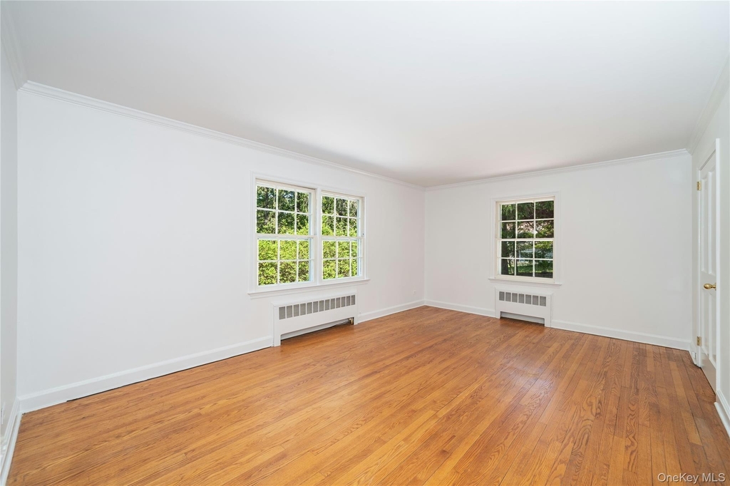 105 Douglas Road - Photo 10