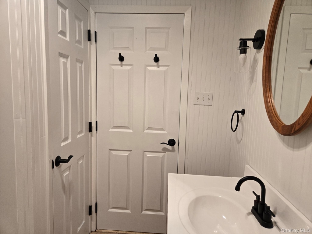 2758 N. Cedar Avenue - Photo 18