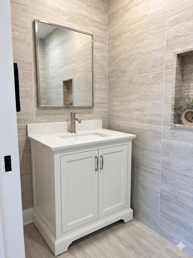 2676 Johnson Place - Photo 6