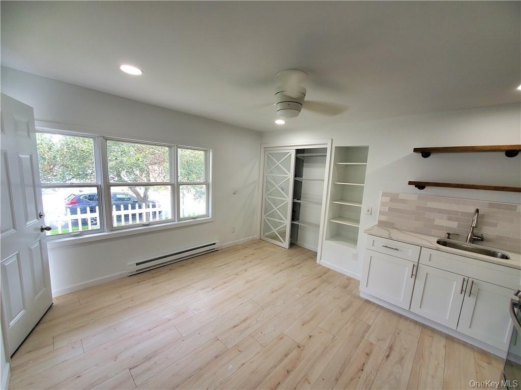 11 Franklin Avenue - Photo 2