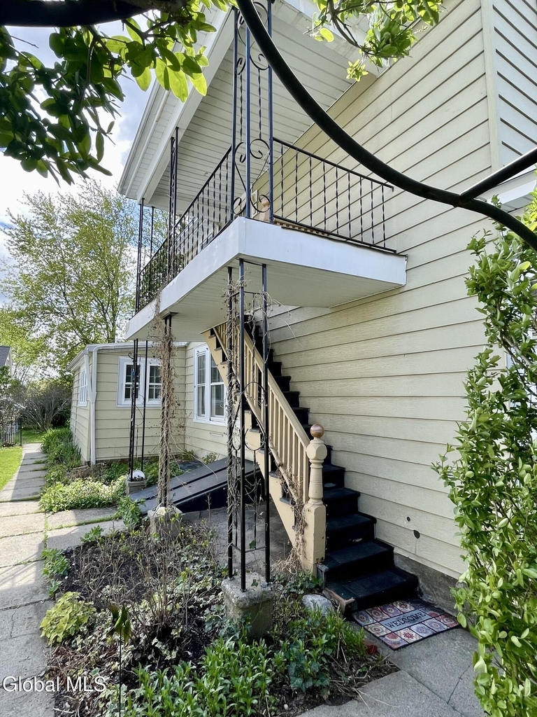 32 Wilmer Avenue - Photo 2