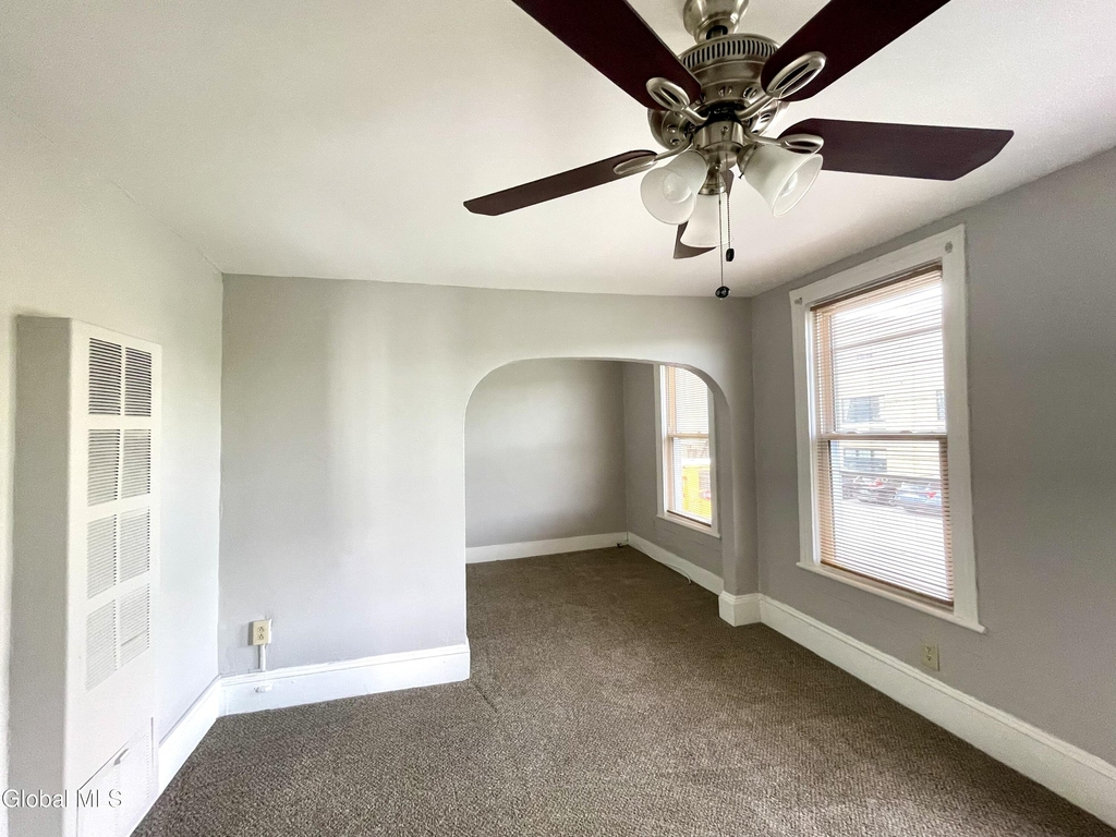 32 Wilmer Avenue - Photo 9