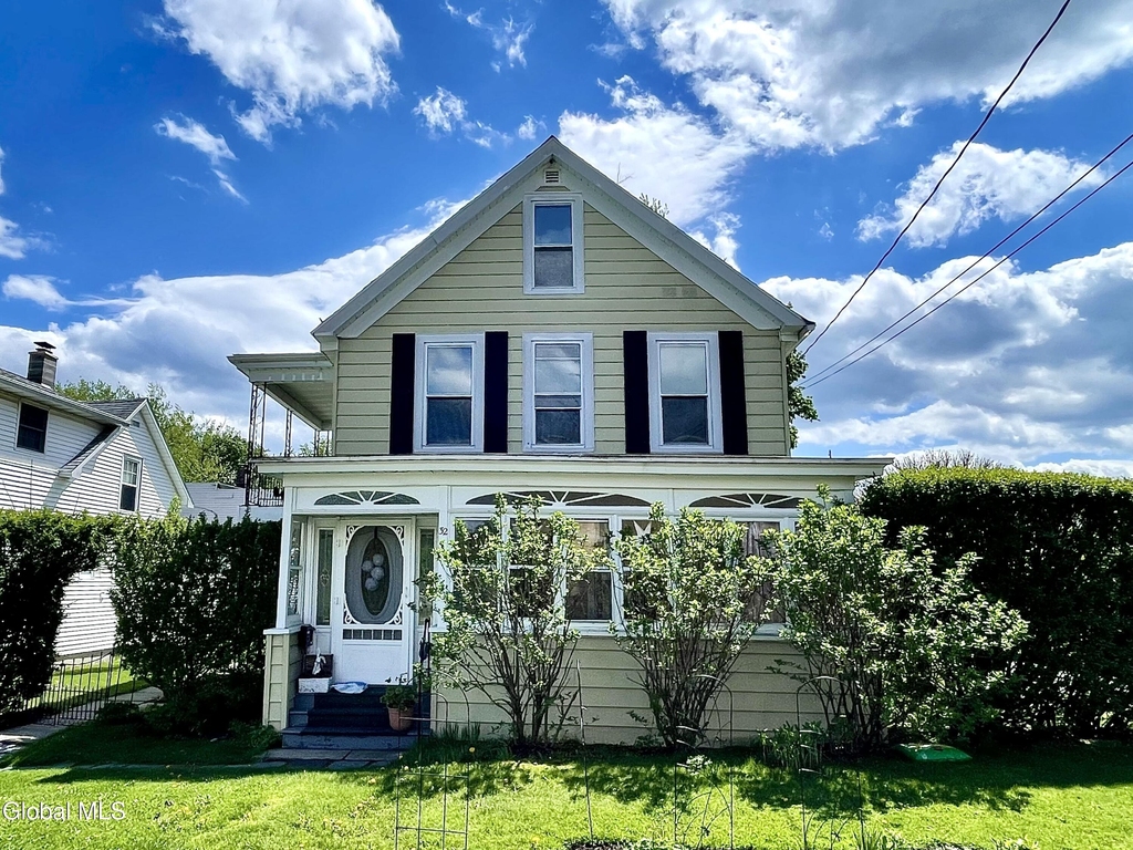 32 Wilmer Avenue - Photo 0