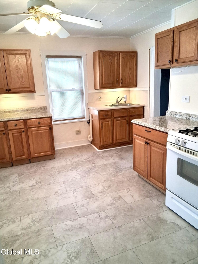 32 Wilmer Avenue - Photo 6