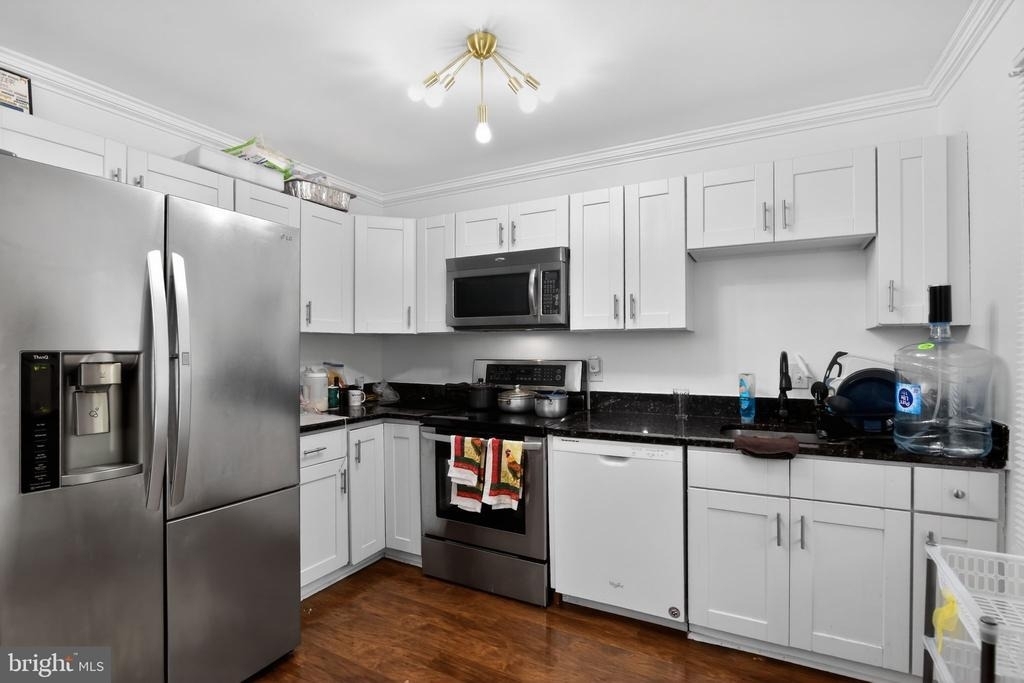2925 Wythe Court - Photo 2