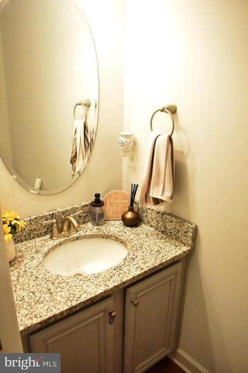 526 Monticello Circle - Photo 5