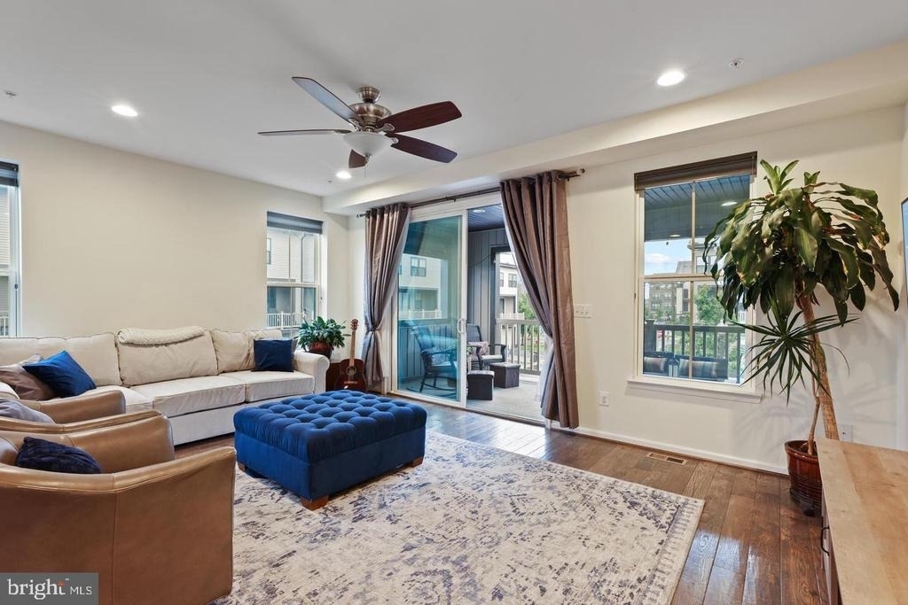 43421 Southland Street - Photo 9