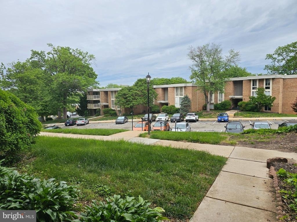 2621 Wagon Dr - Photo 1