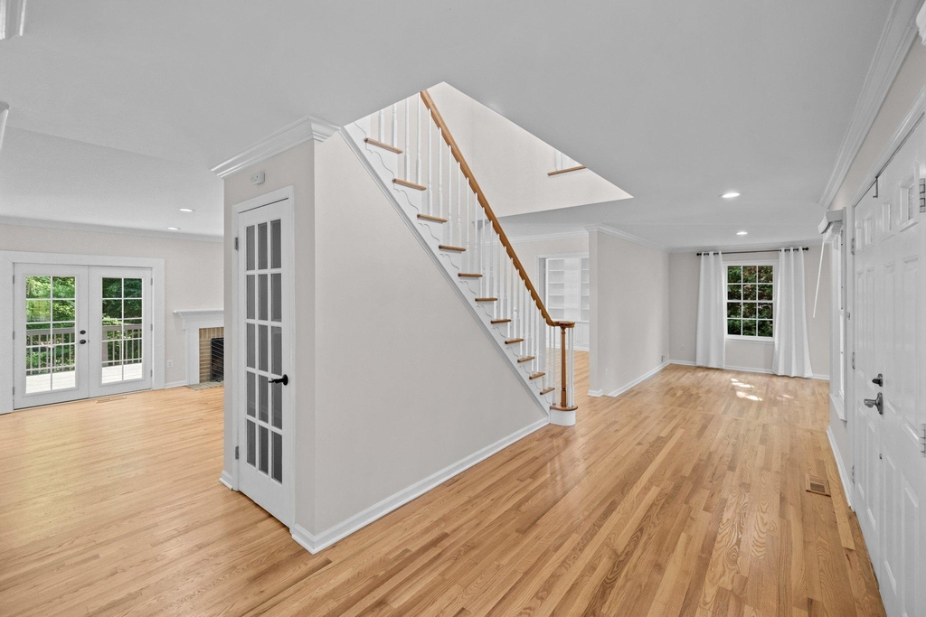 6609 Heidi Court - Photo 7