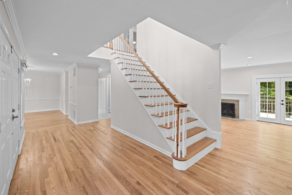 6609 Heidi Court - Photo 5