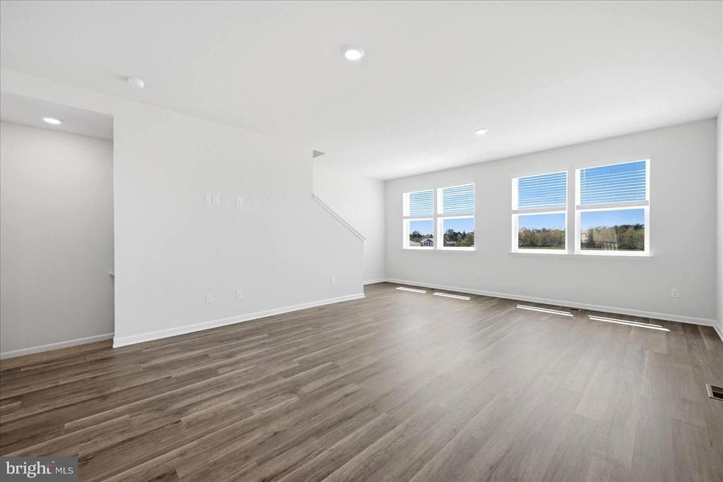 122 Bowers Street - Photo 10