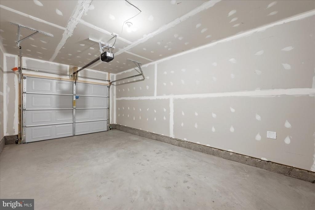 122 Bowers Street - Photo 33