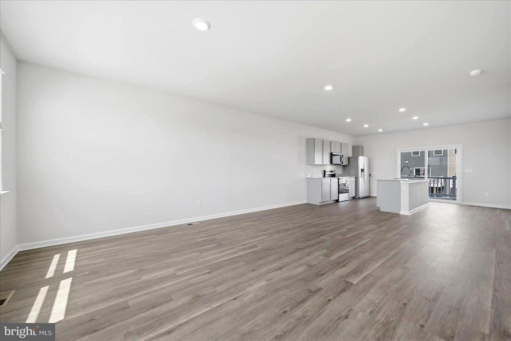 122 Bowers Street - Photo 11
